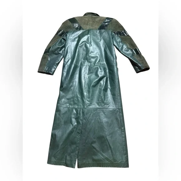Vintage green leather trench coat, small/medium - Picture 4 of 13